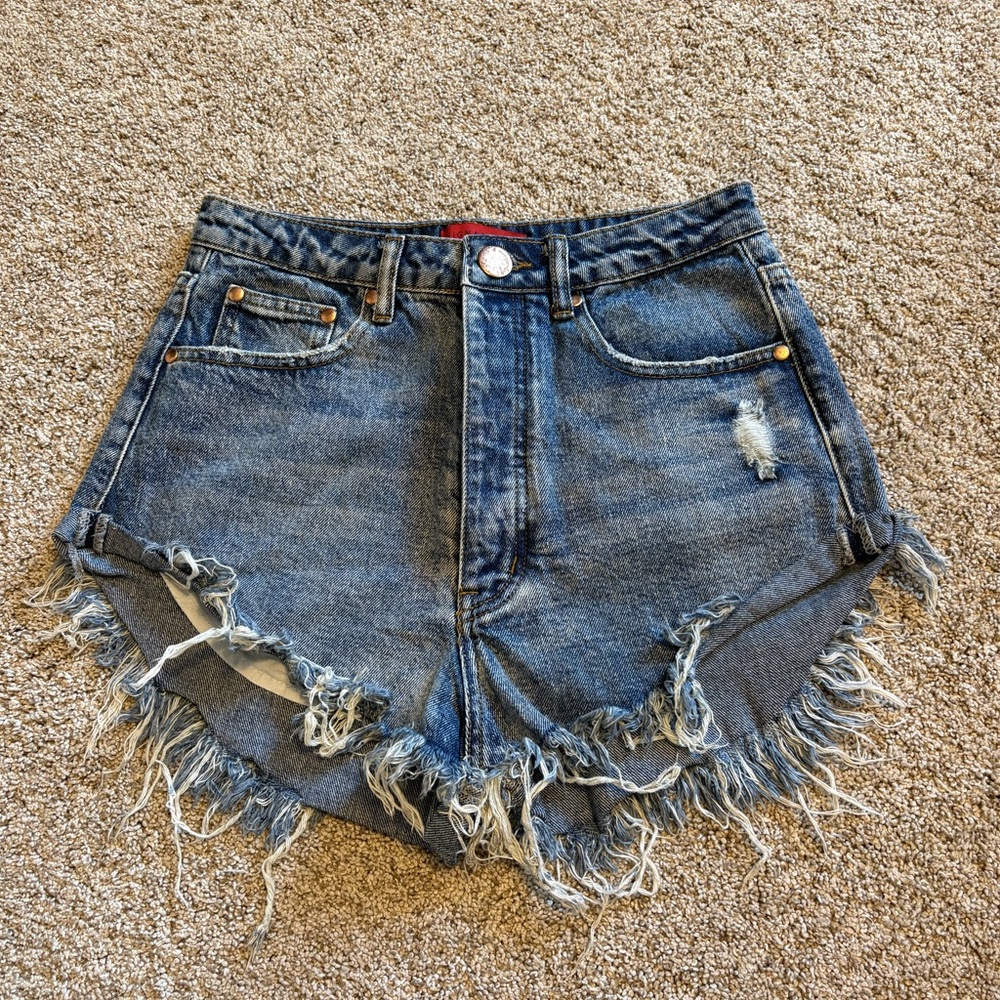 Signature 8 Frayed Denim Women Shorts